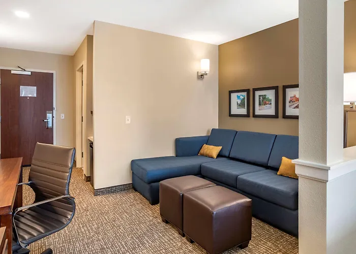Comfort Inn & Suites