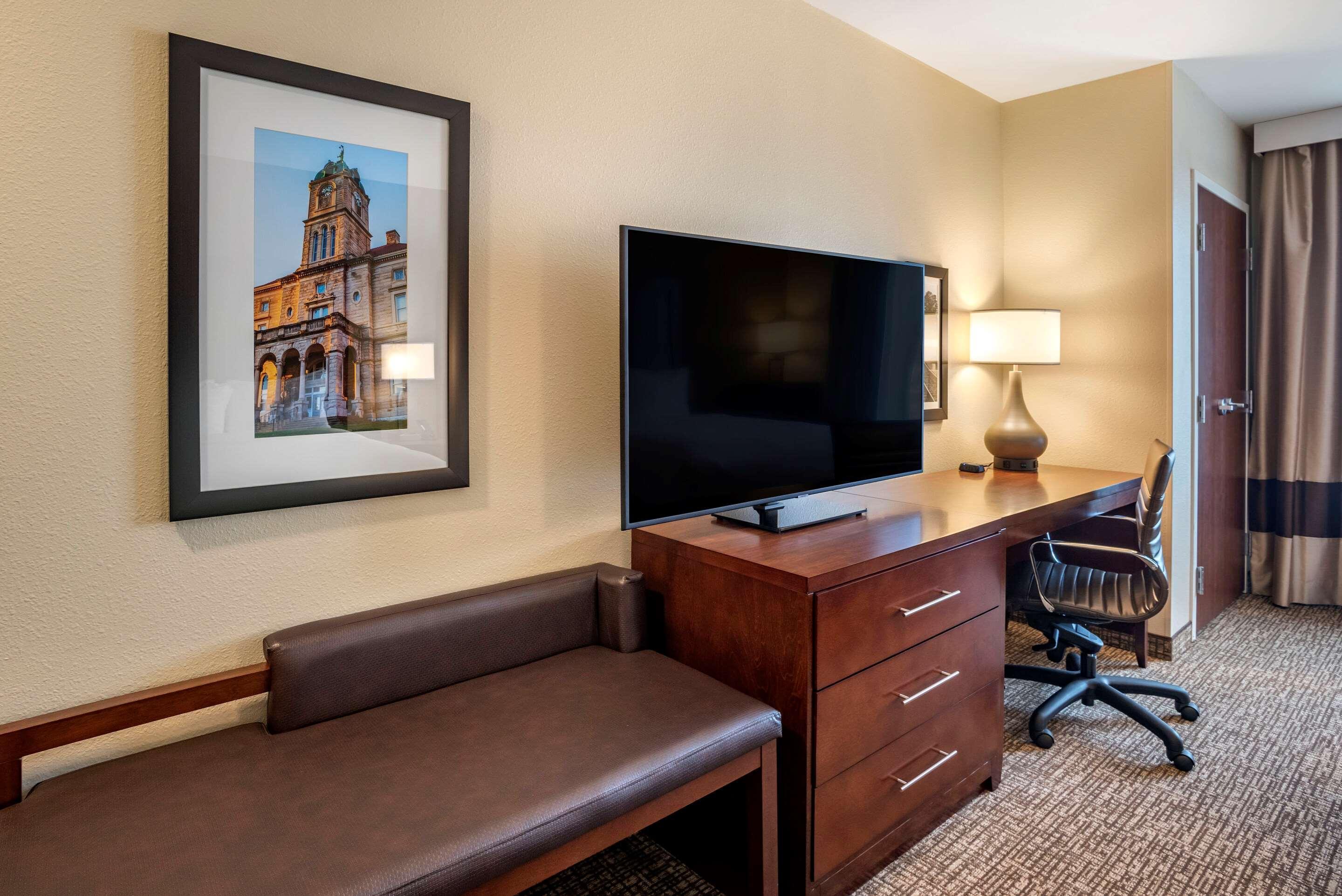 Hotel Comfort & 2*