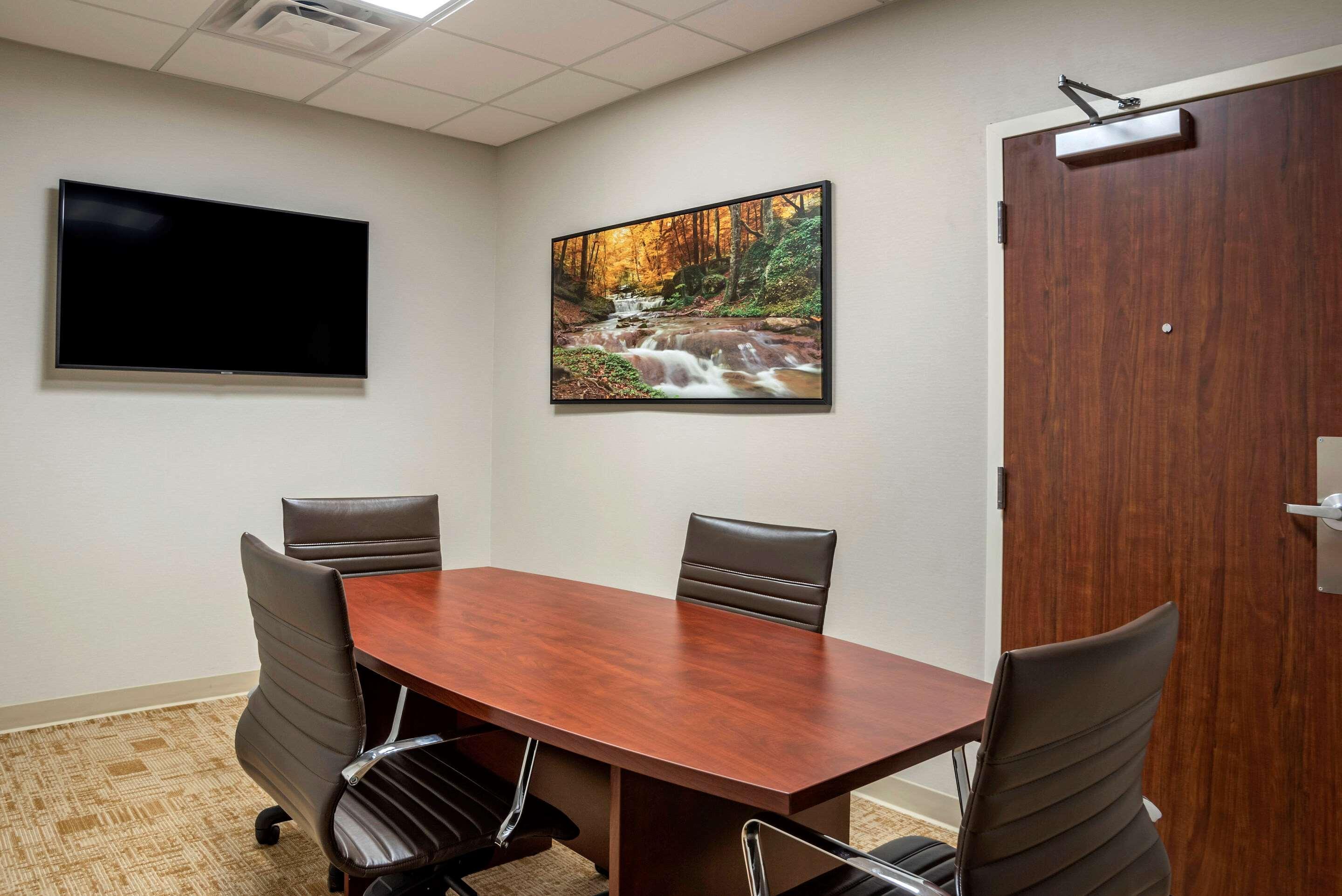 Comfort & Hotel Harrisonburg